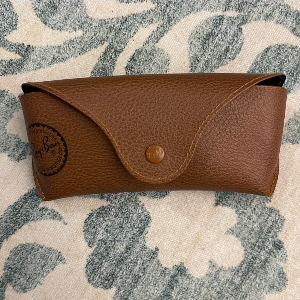 RayBan - Brown Leather Glasses Case